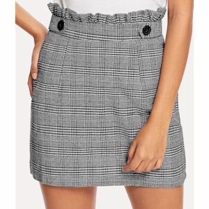 Jolt NWOT Black and White Plaid Mini Skirt with Pockets